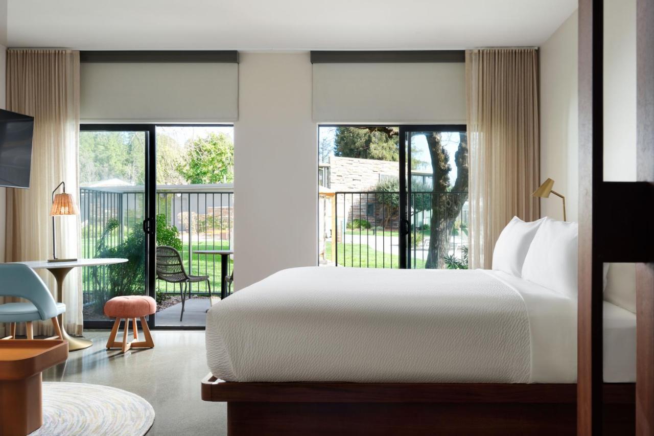 Flamingo & Sonoma, Tapestry By Hilton Resort 3*