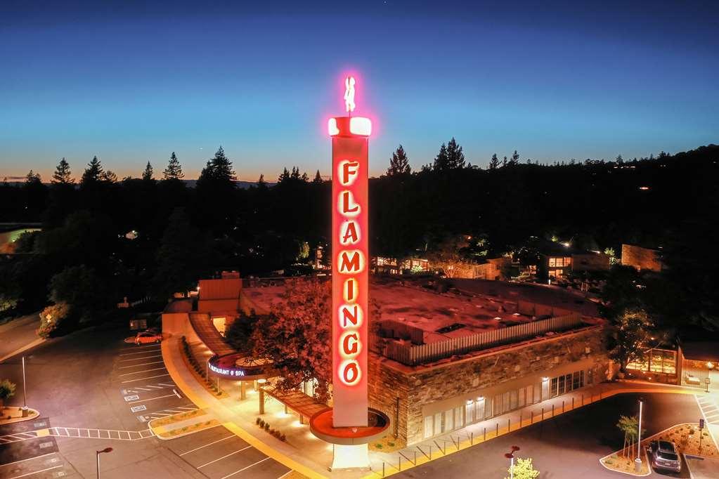 Resort Flamingo & Sonoma, Tapestry By Hilton